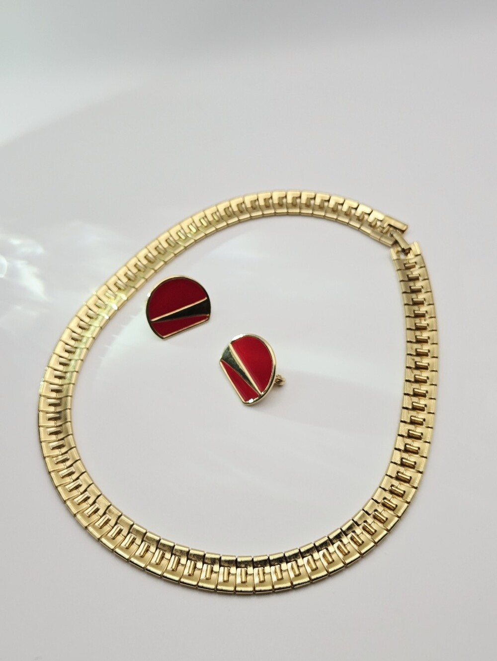 Monet Red Enamel Gold-Tone Geometric Earring/ Unbranded Collar Necklace  Set - Picture 9 of 13